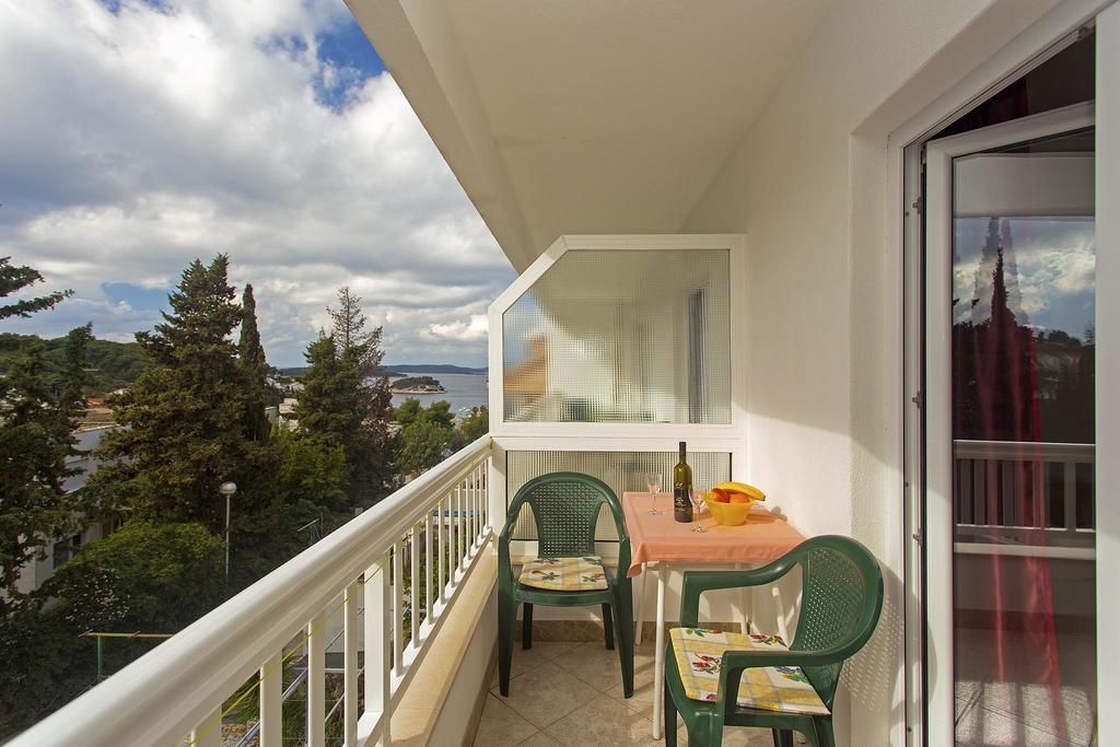 Apartments Julija Hvar Extérieur photo
