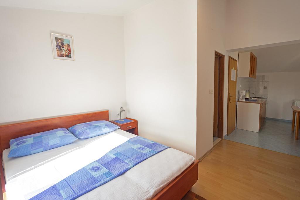 Apartments Julija Hvar Chambre photo